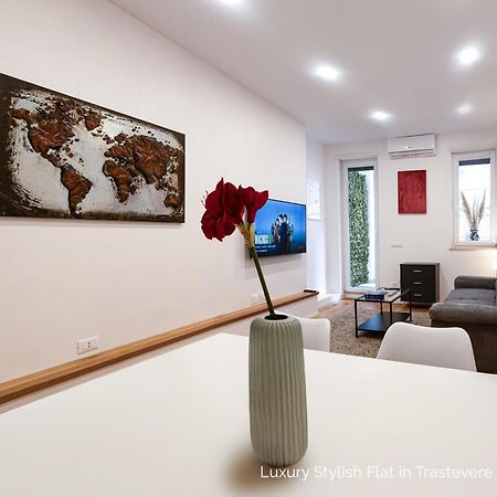 La Dolce Vita - Luxury Stylish Flats In Trastevere 70-90Sqm Рим Экстерьер фото