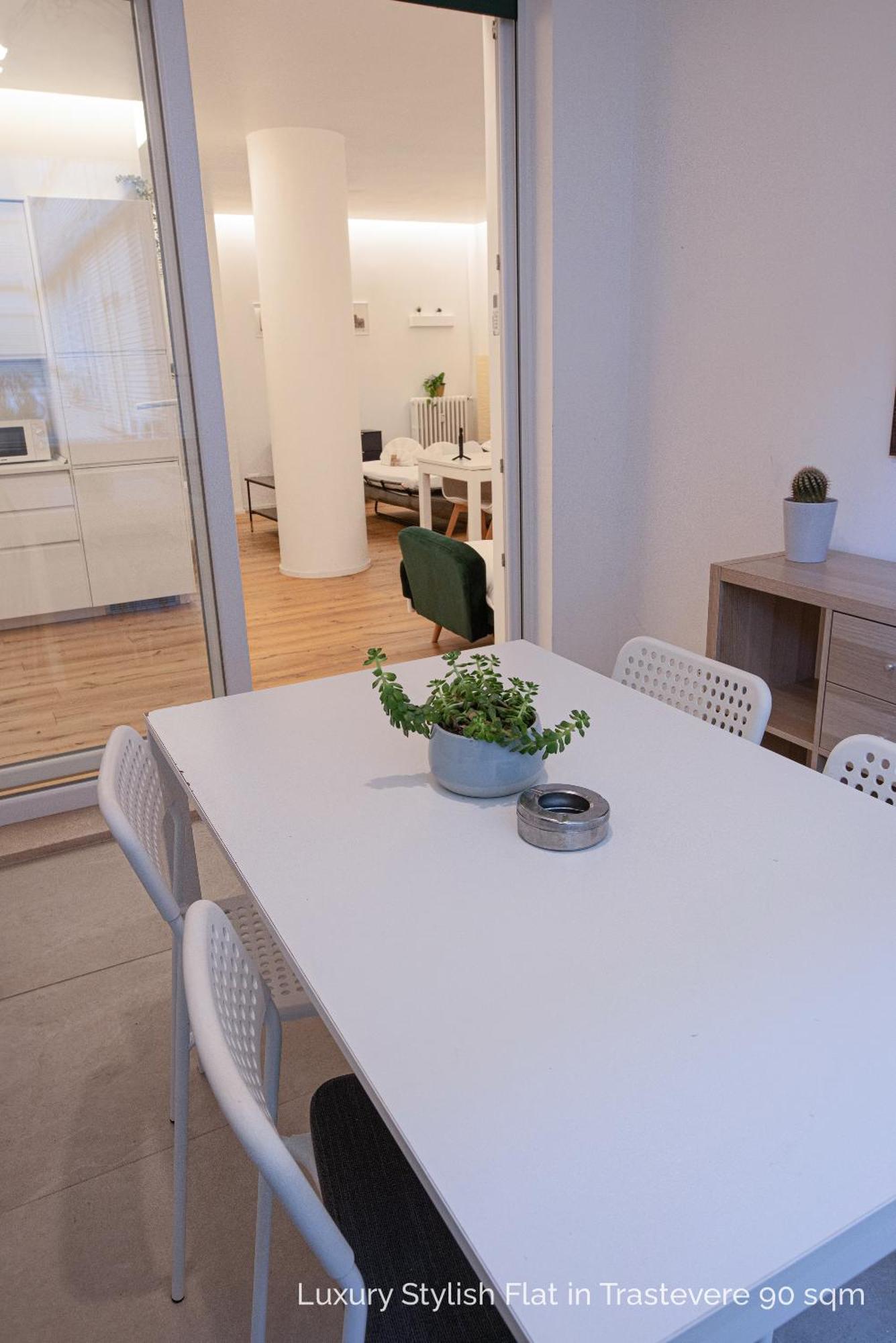 La Dolce Vita - Luxury Stylish Flats In Trastevere 70-90Sqm Рим Экстерьер фото