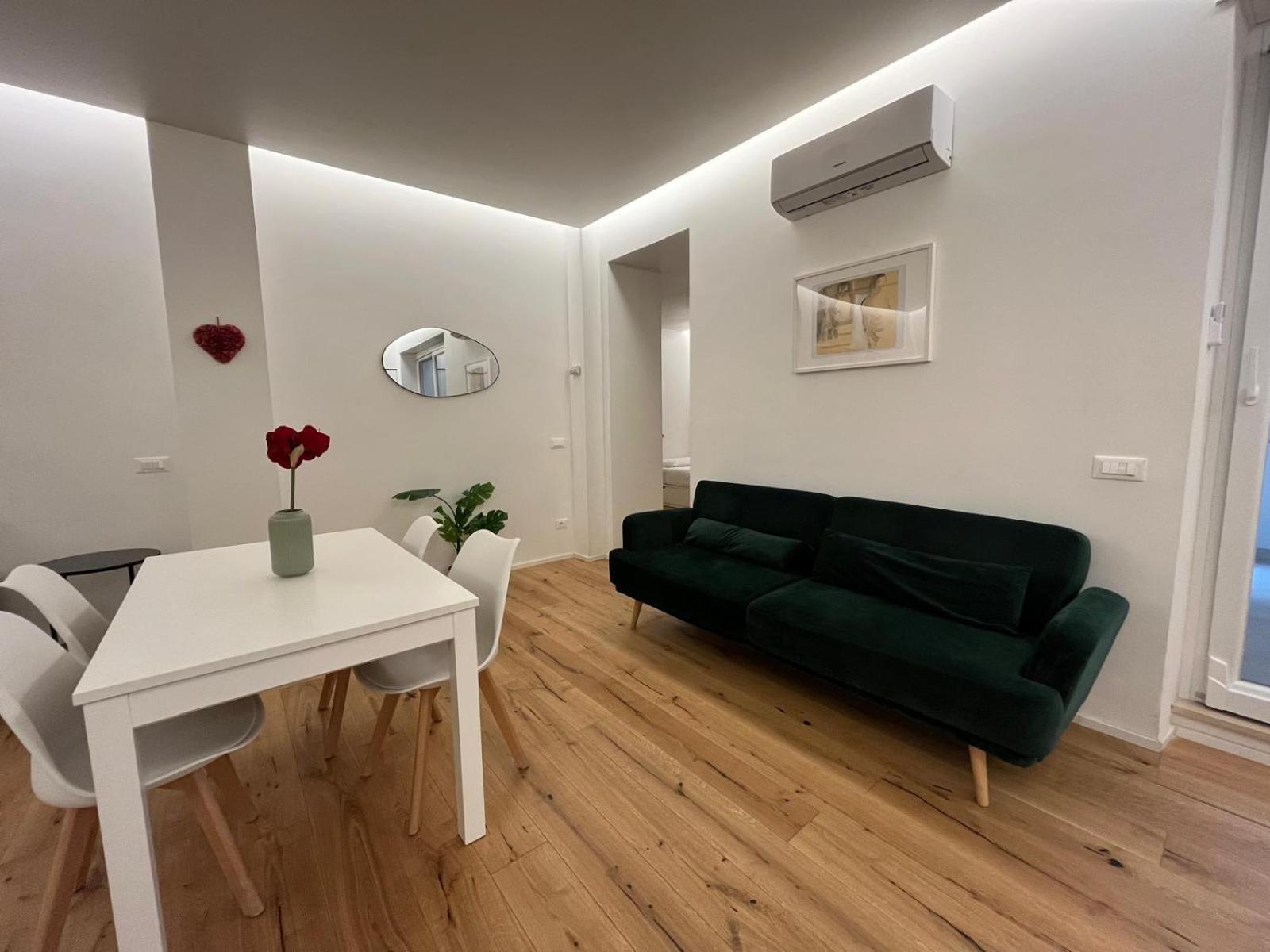 La Dolce Vita - Luxury Stylish Flats In Trastevere 70-90Sqm Рим Экстерьер фото